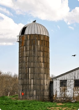 abandoned-silo
